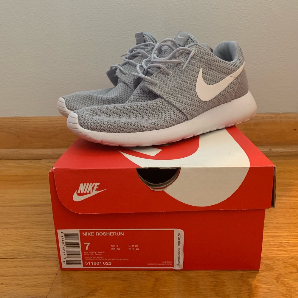 MENS NIKE ROSHERUN